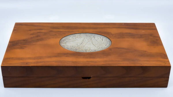 Wooden collector box incl. series "On the trail of our wild animals".